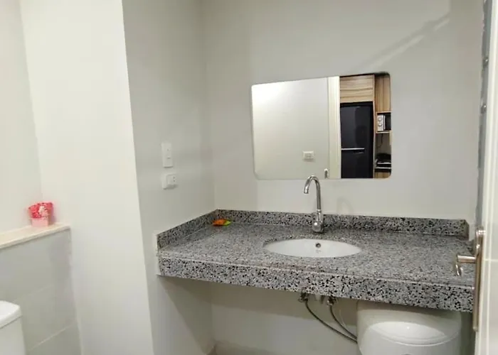 Stylish Private Entire Furnished Unit Acces Free Wif *
